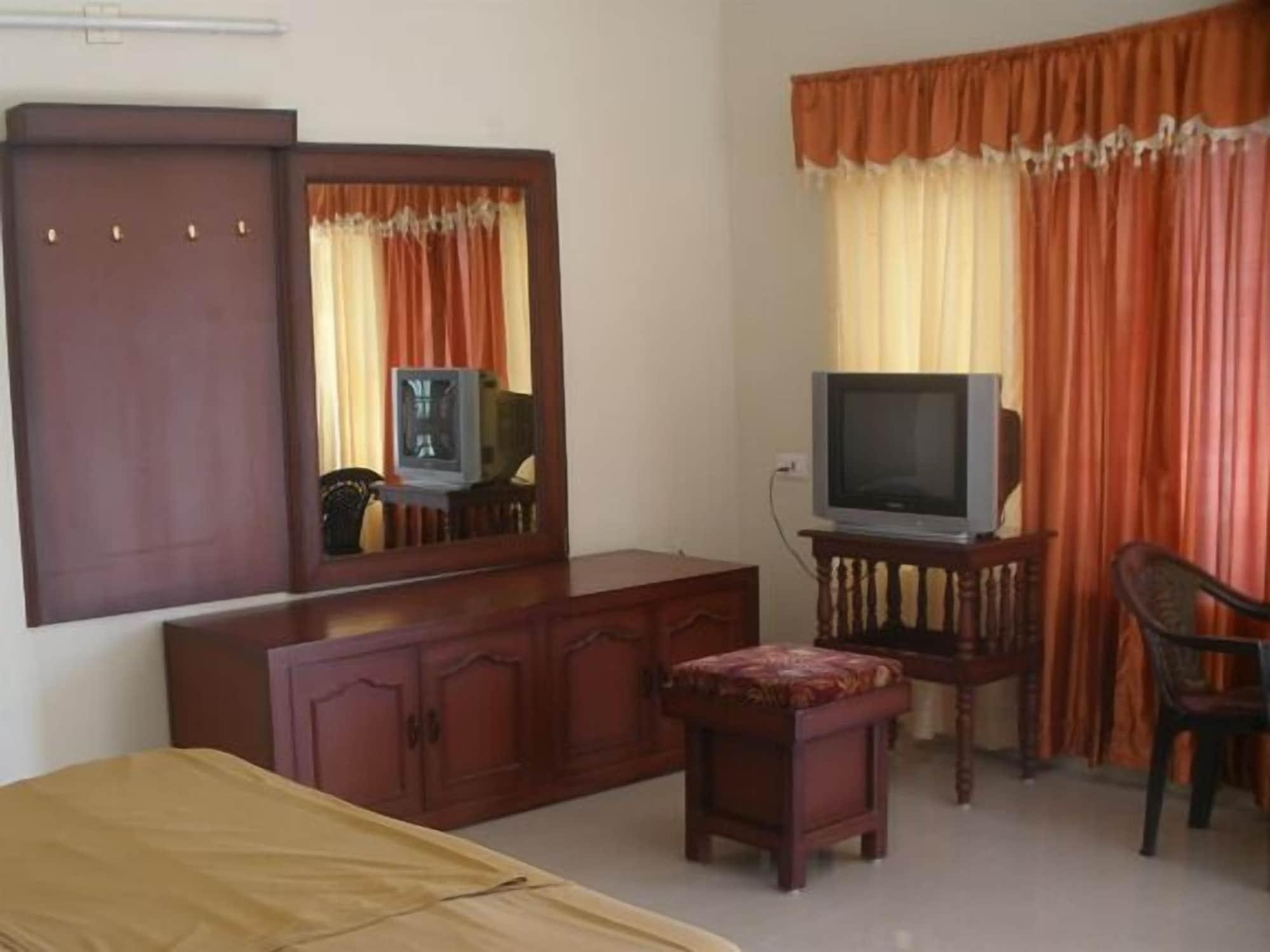Jungle Palace Homestay Thekkady Exterior foto