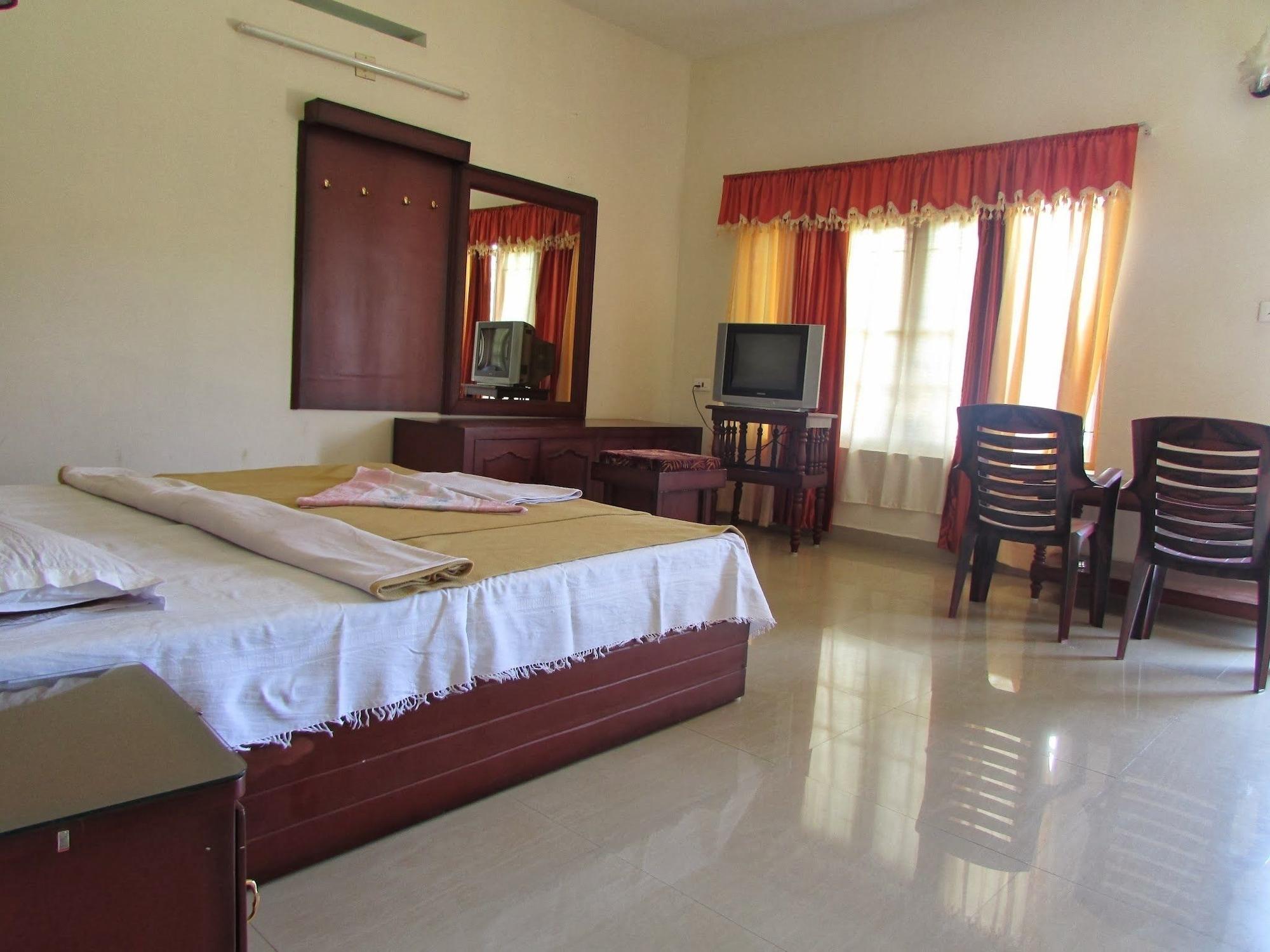 Jungle Palace Homestay Thekkady Exterior foto